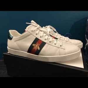 Authentic Gucci Sneaker size 11 women 9 men